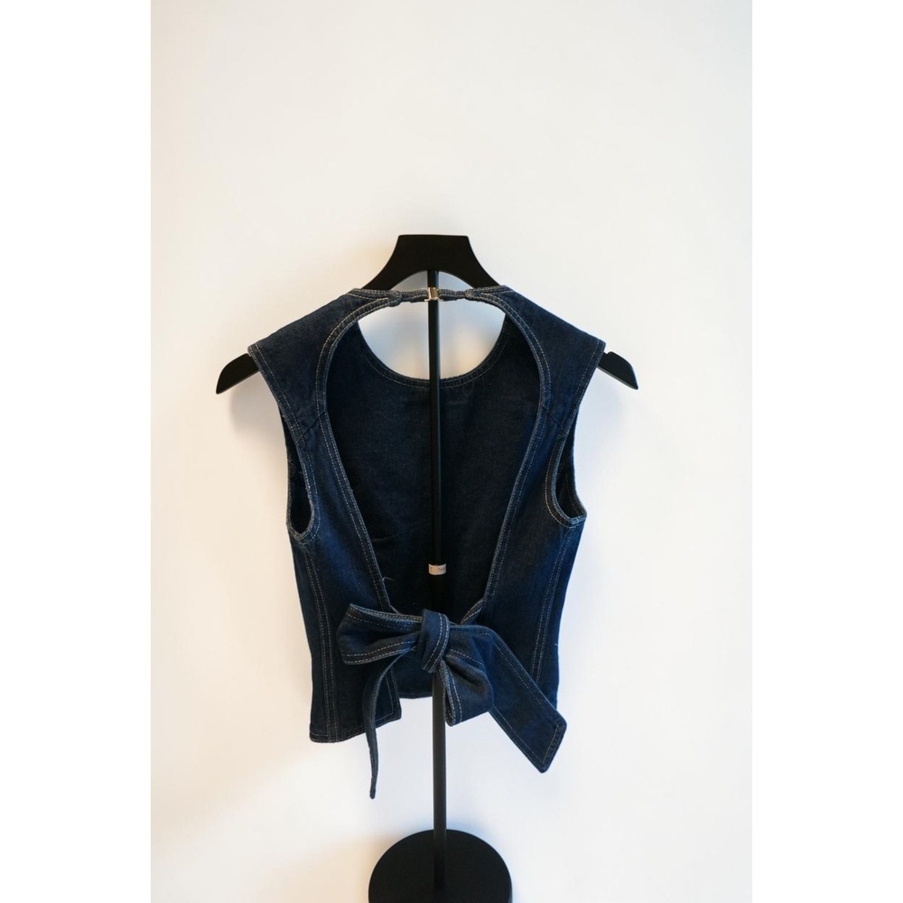 Lioness Dark Wash Denim Open Back Tie Bow Crop Top Small - Picture 3 of 12